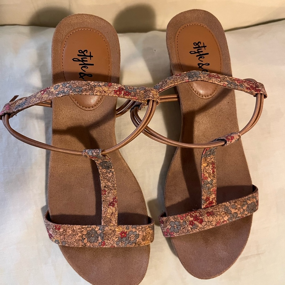 Style & Co. Floral Tan Sandals